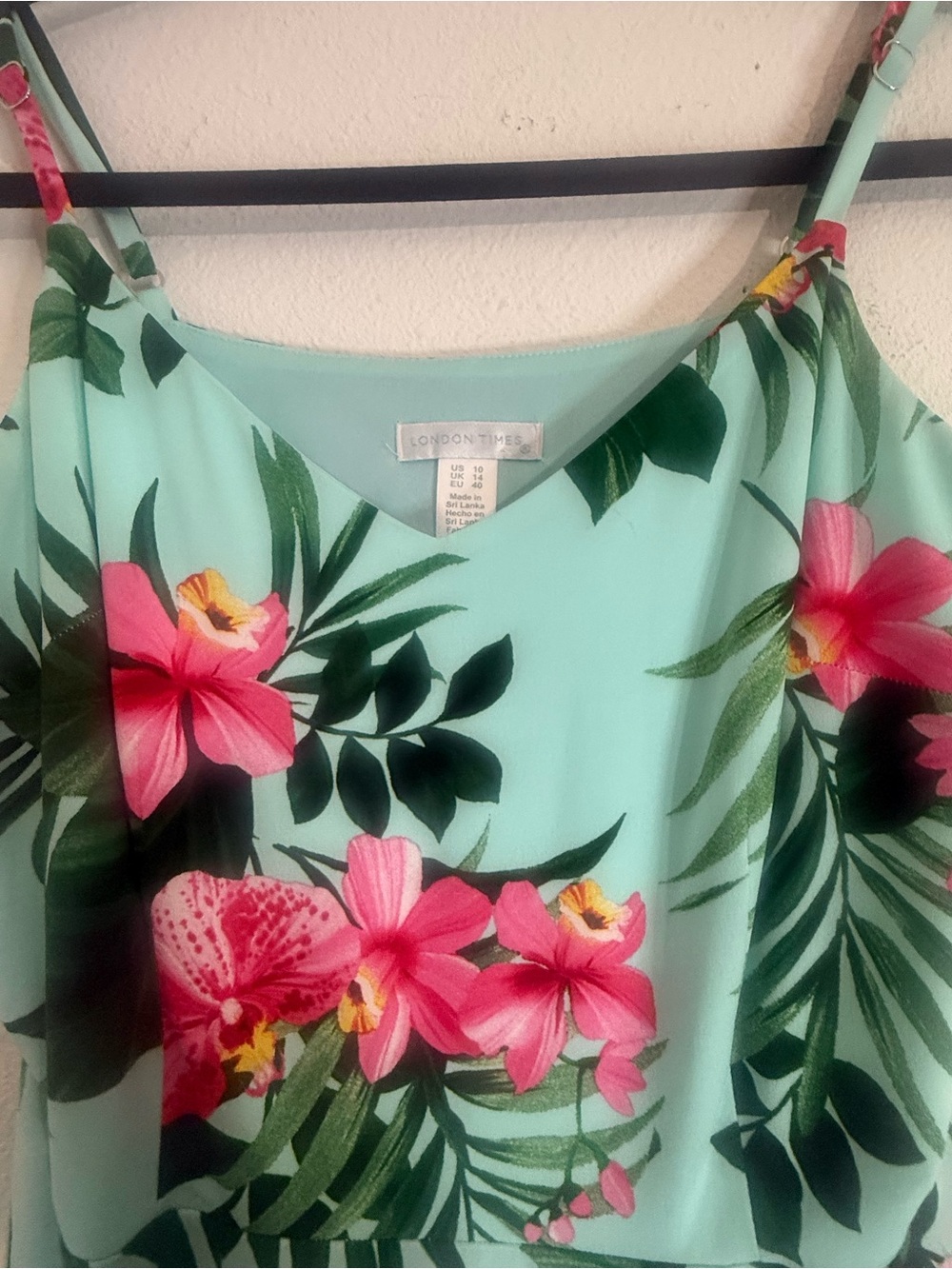 London Times Mint Green Tropical Hibiscus Handkerchief Dress 10 Vacation Cruise - Picture 5 of 8